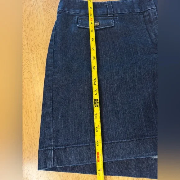 Ann Taylor Signature Women’s Blue Denim Shorts 6” inseam Plus Size 16 - Picture 9 of 9